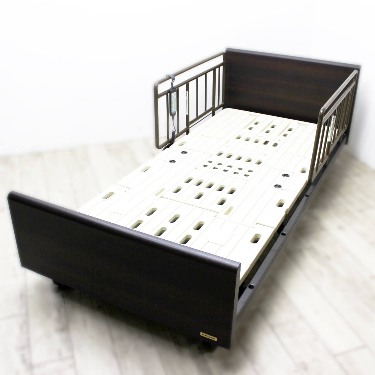 パラマウントベッド　楽匠S